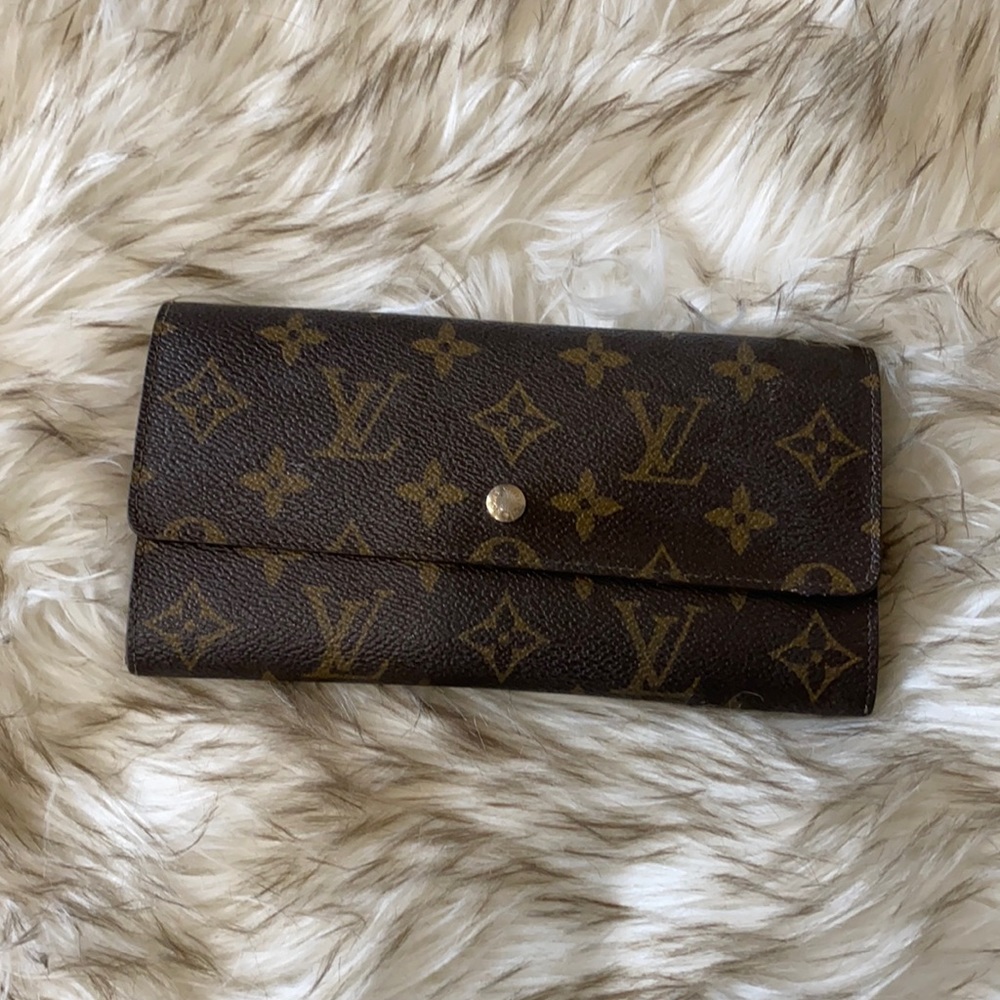 Louis Vuitton Sarah wallet